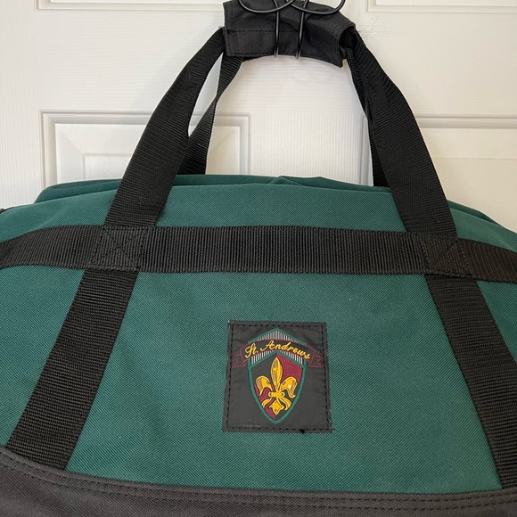 NWOT St. Andrews Logo College Green Travel Zip Duffel Bag - Picture 2 of 7